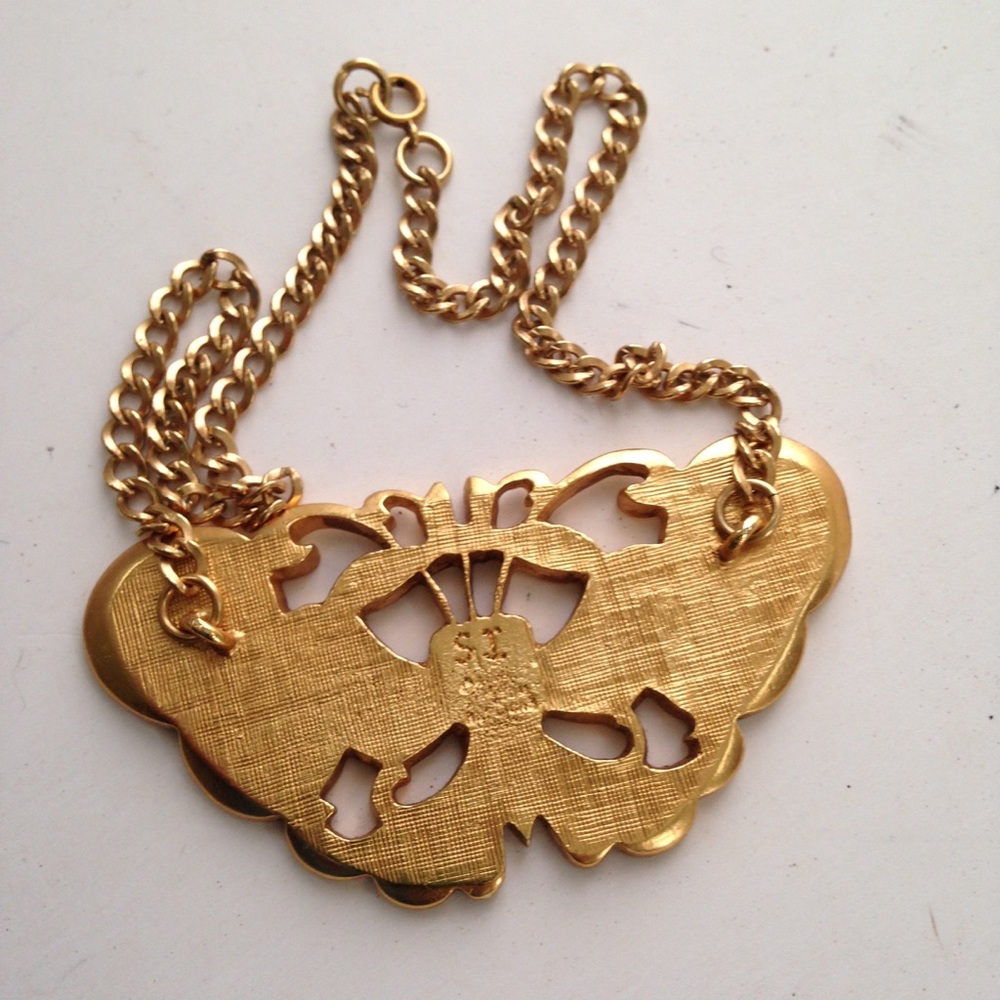Custom Made, Heavy Gold Plated Butterfly Choker - Picture 5 of 7